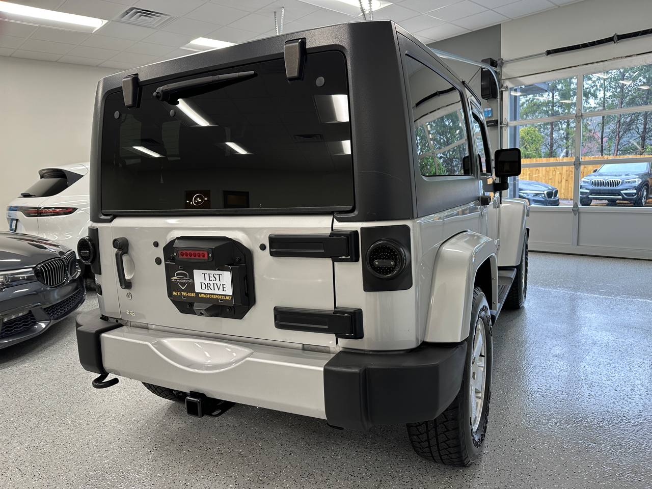 Jeep Wrangler Sahara 4WD 2011