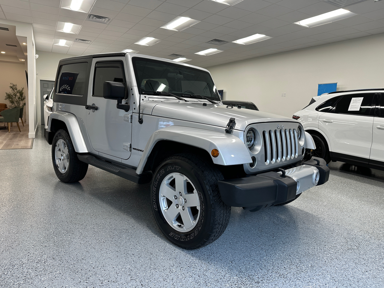 Jeep Wrangler Sahara 4WD 2011