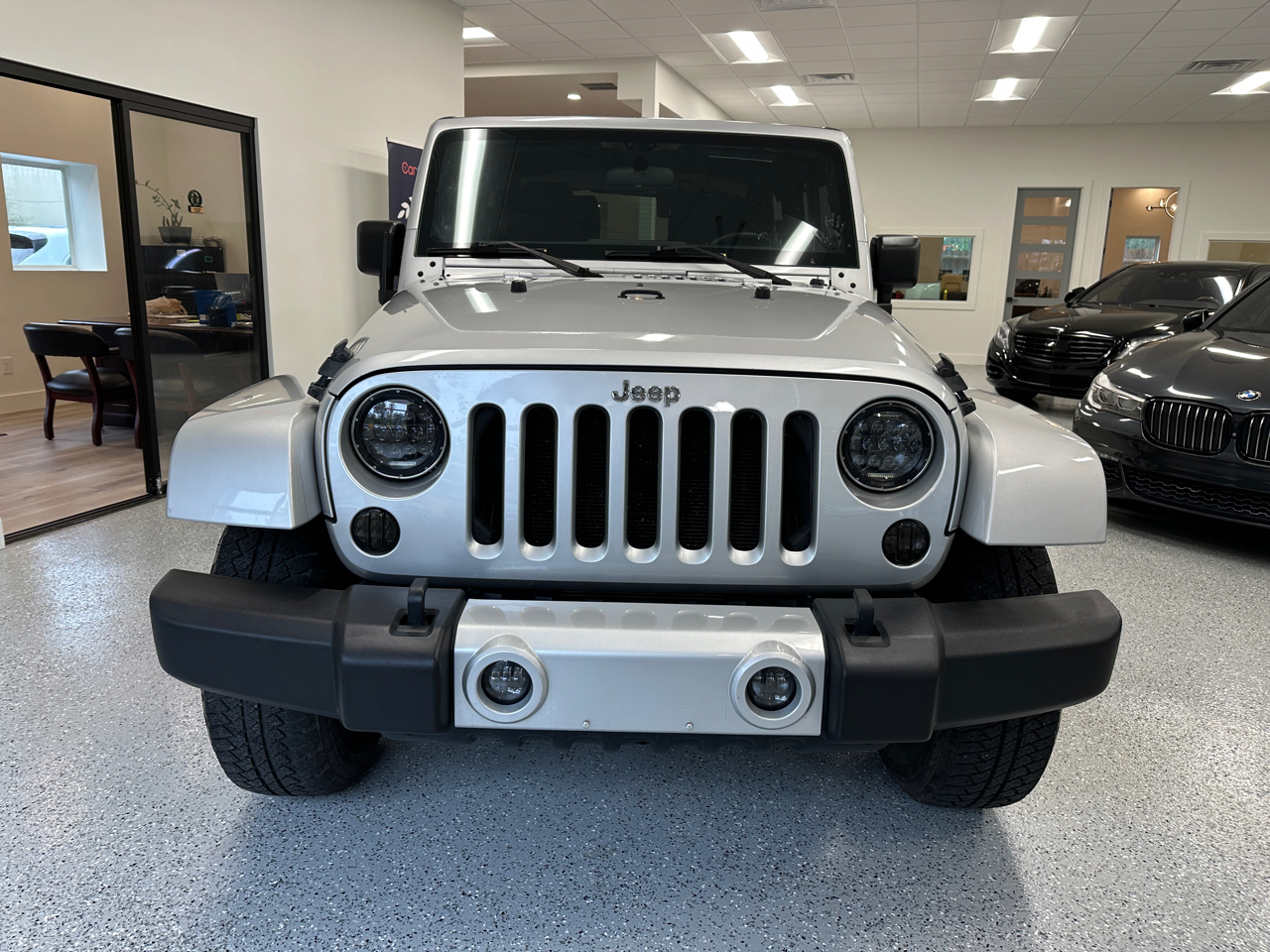 Jeep Wrangler Sahara 4WD 2011