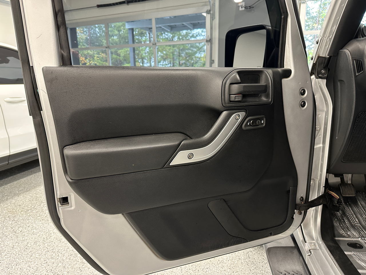 Jeep Wrangler Sahara 4WD 2011