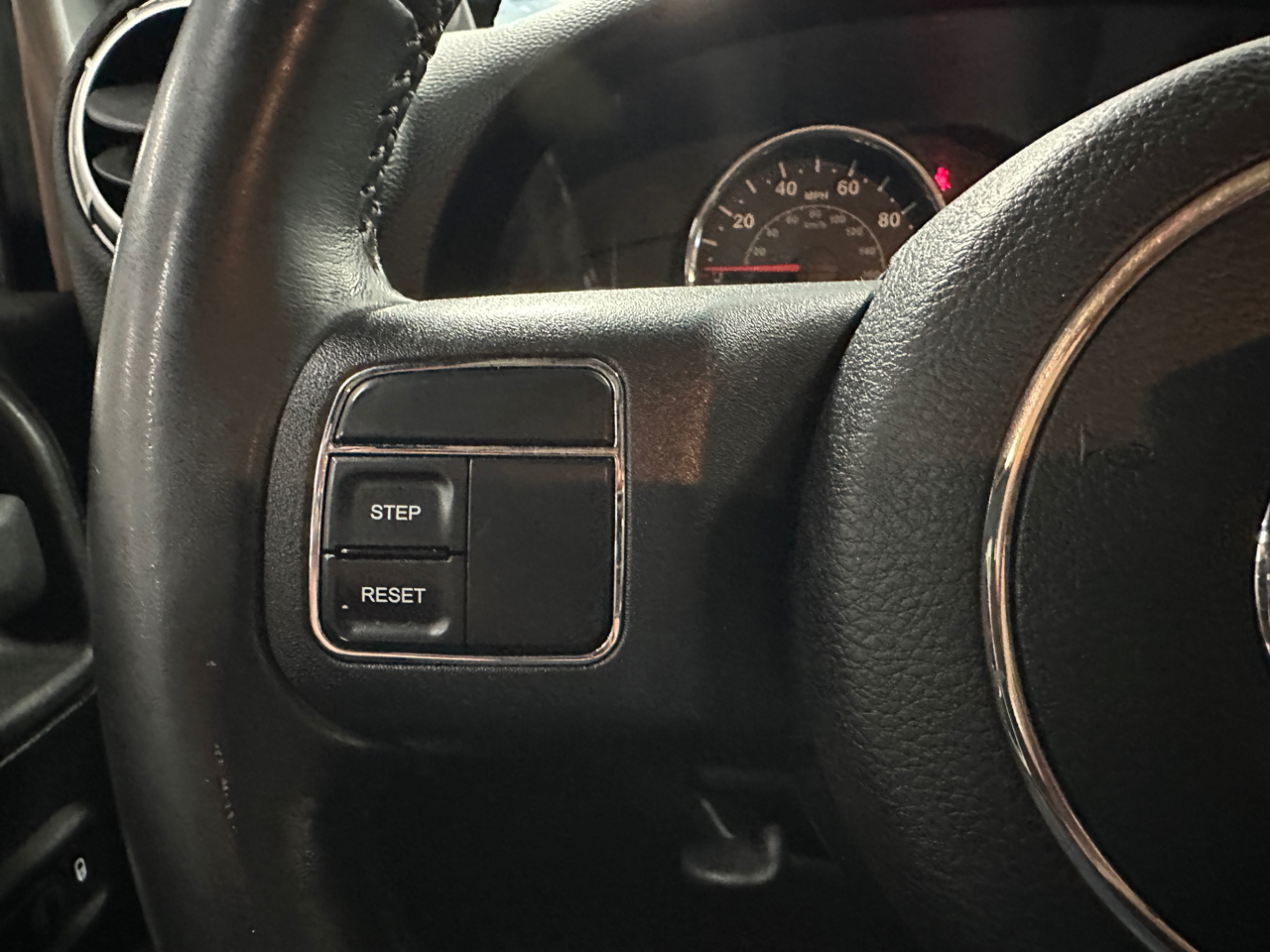 Jeep Wrangler Sahara 4WD 2011