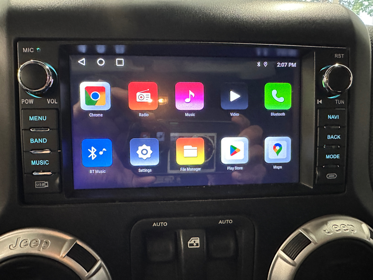 Jeep Wrangler Sahara 4WD 2011