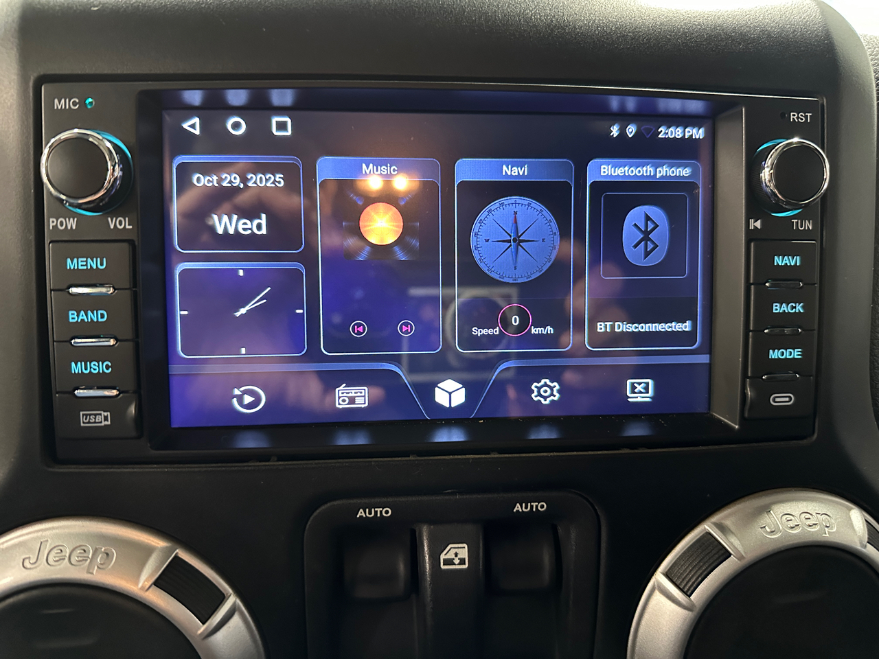 Jeep Wrangler Sahara 4WD 2011