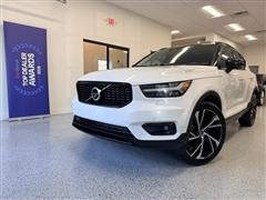 2021 Volvo XC40 