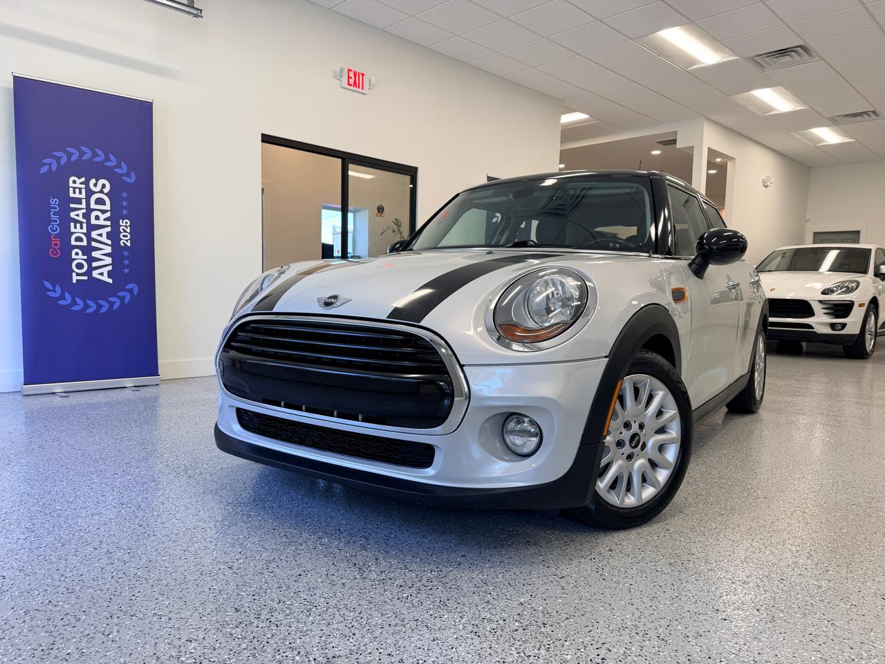MINI Cooper  2016