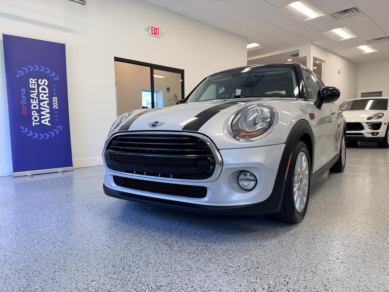 MINI Cooper  2016