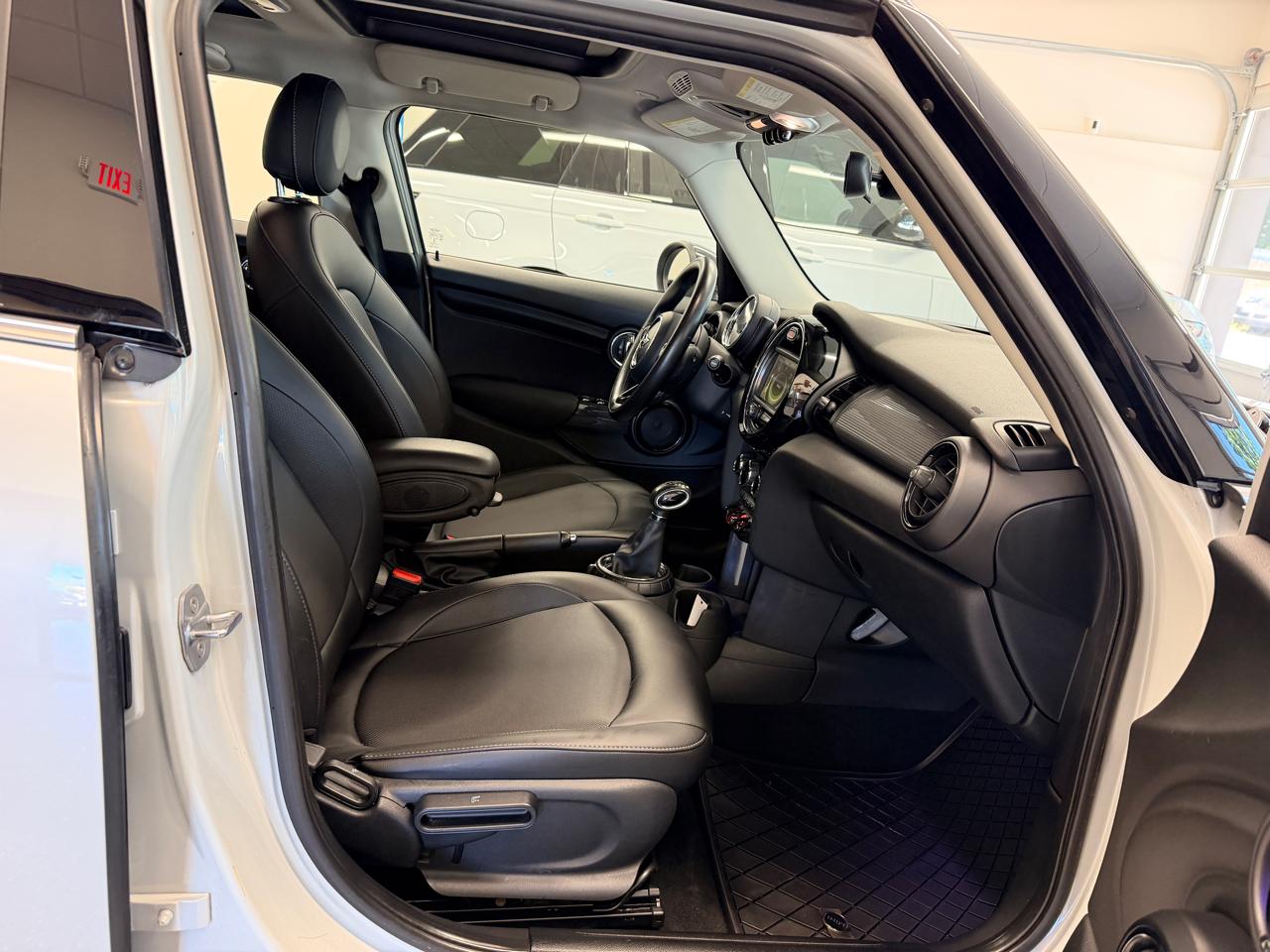 MINI Cooper  2016