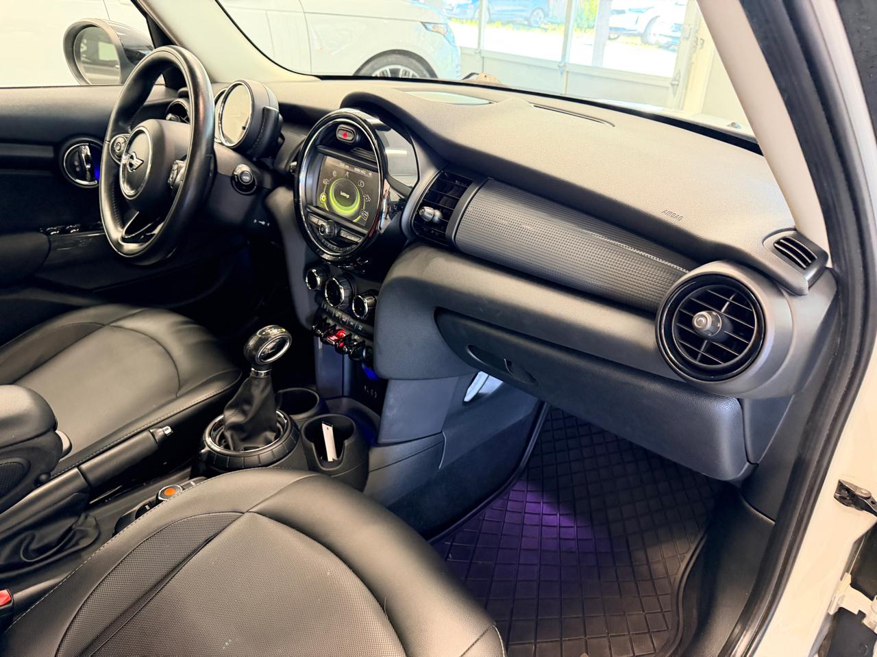 MINI Cooper  2016