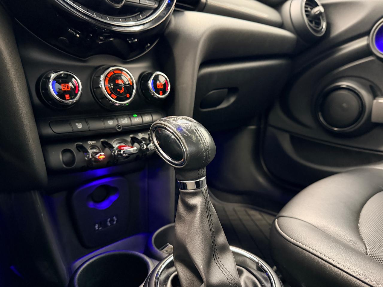 MINI Cooper  2016