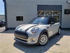 2016 MINI Cooper 
