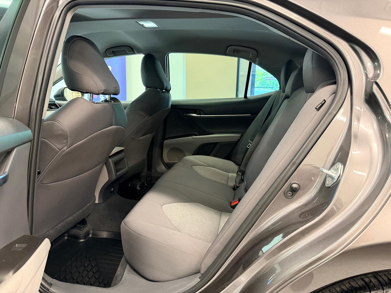 Toyota Camry LE Auto (Natl) 2021