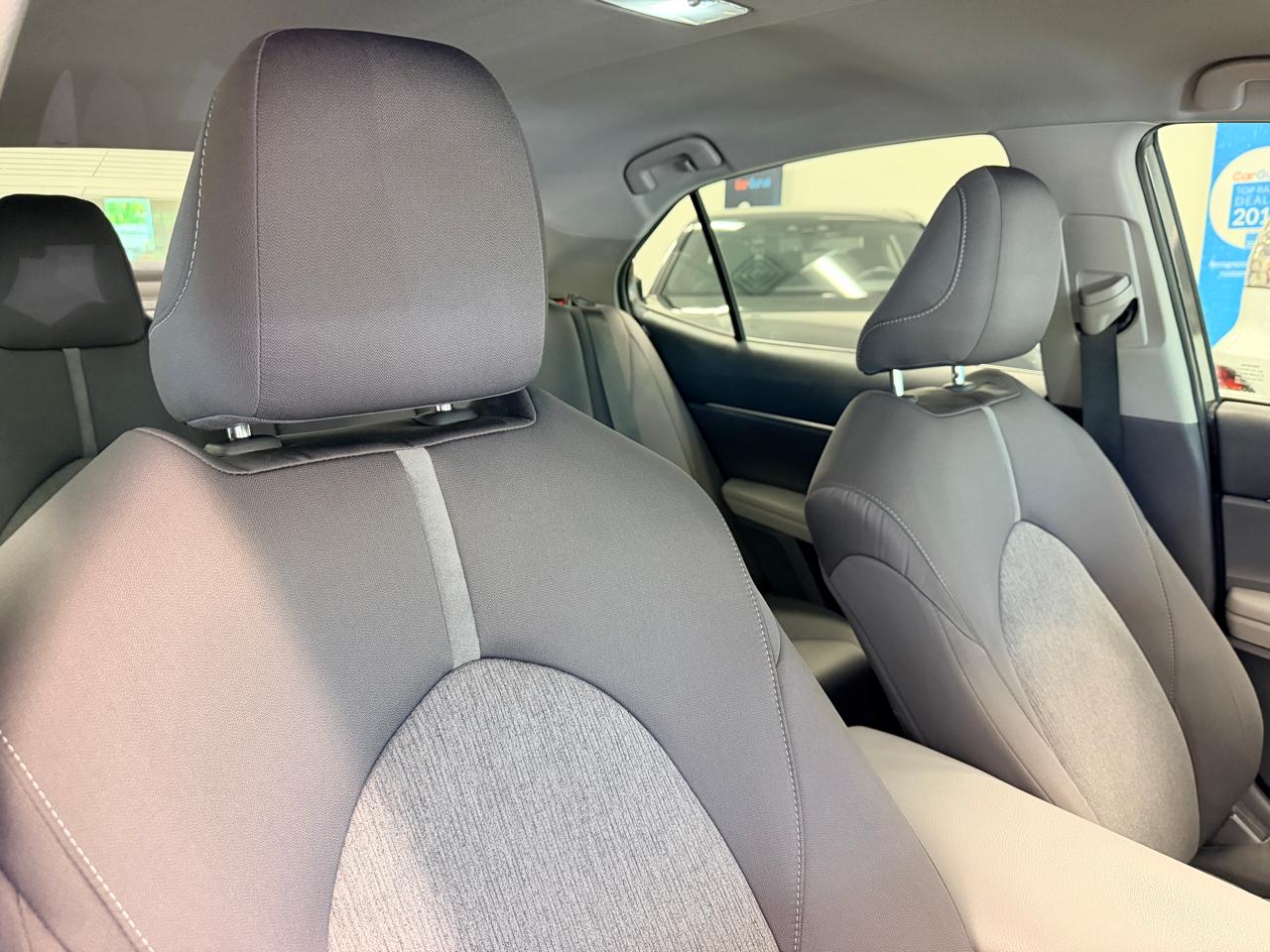 Toyota Camry LE Auto (Natl) 2021