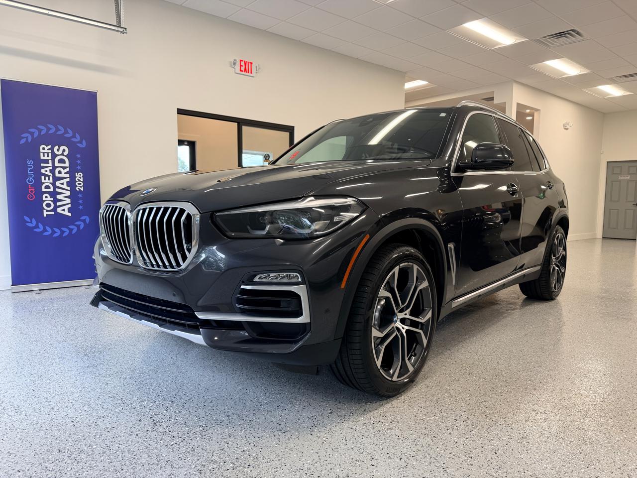 BMW X5 sDrive40i Sports Activity Vehicle 2020