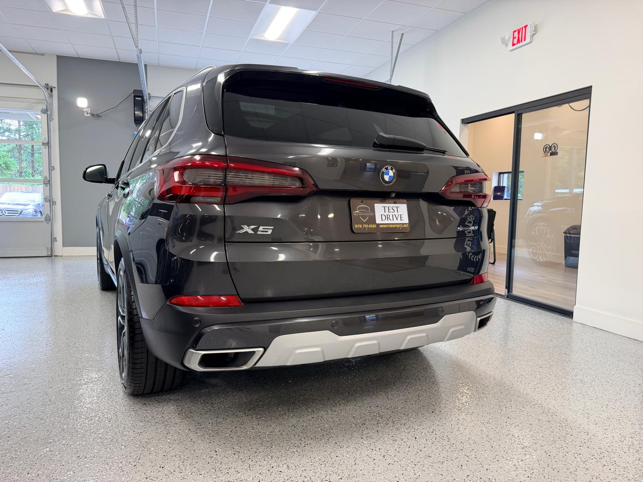 BMW X5 sDrive40i Sports Activity Vehicle 2020