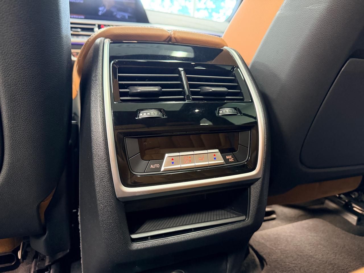 BMW X5 sDrive40i Sports Activity Vehicle 2020