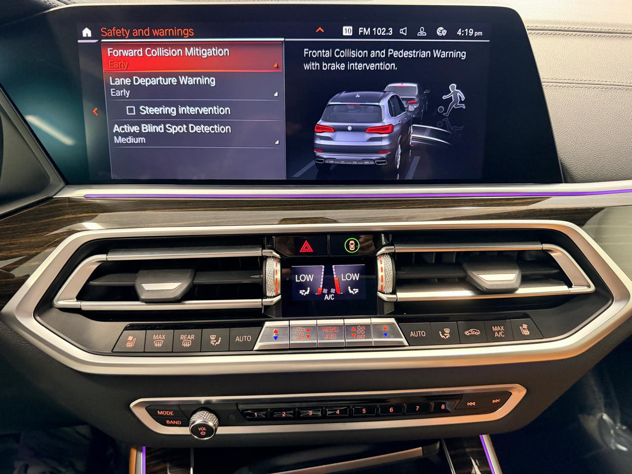 BMW X5 sDrive40i Sports Activity Vehicle 2020