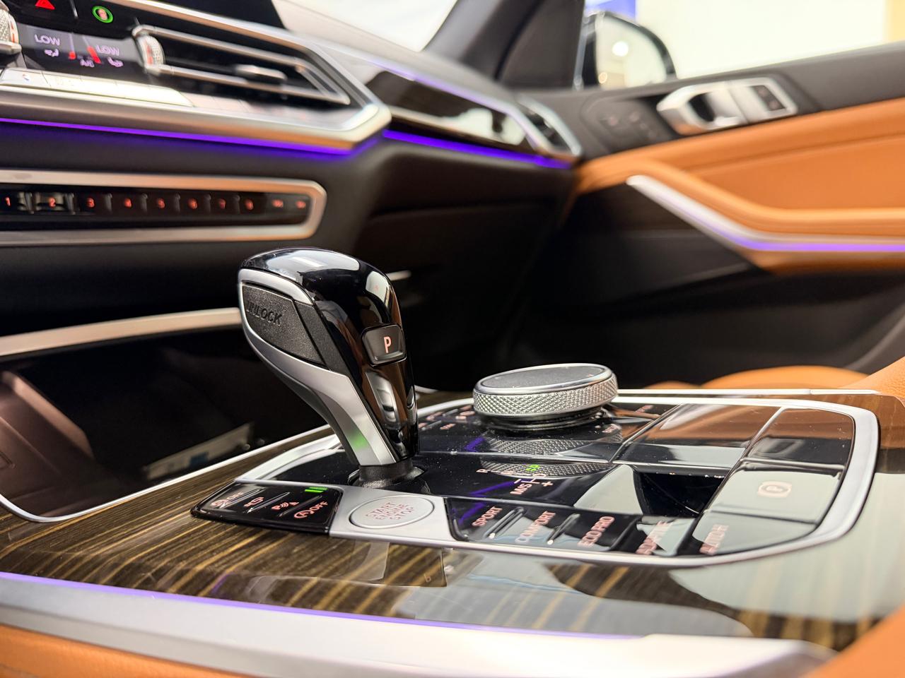 BMW X5 sDrive40i Sports Activity Vehicle 2020