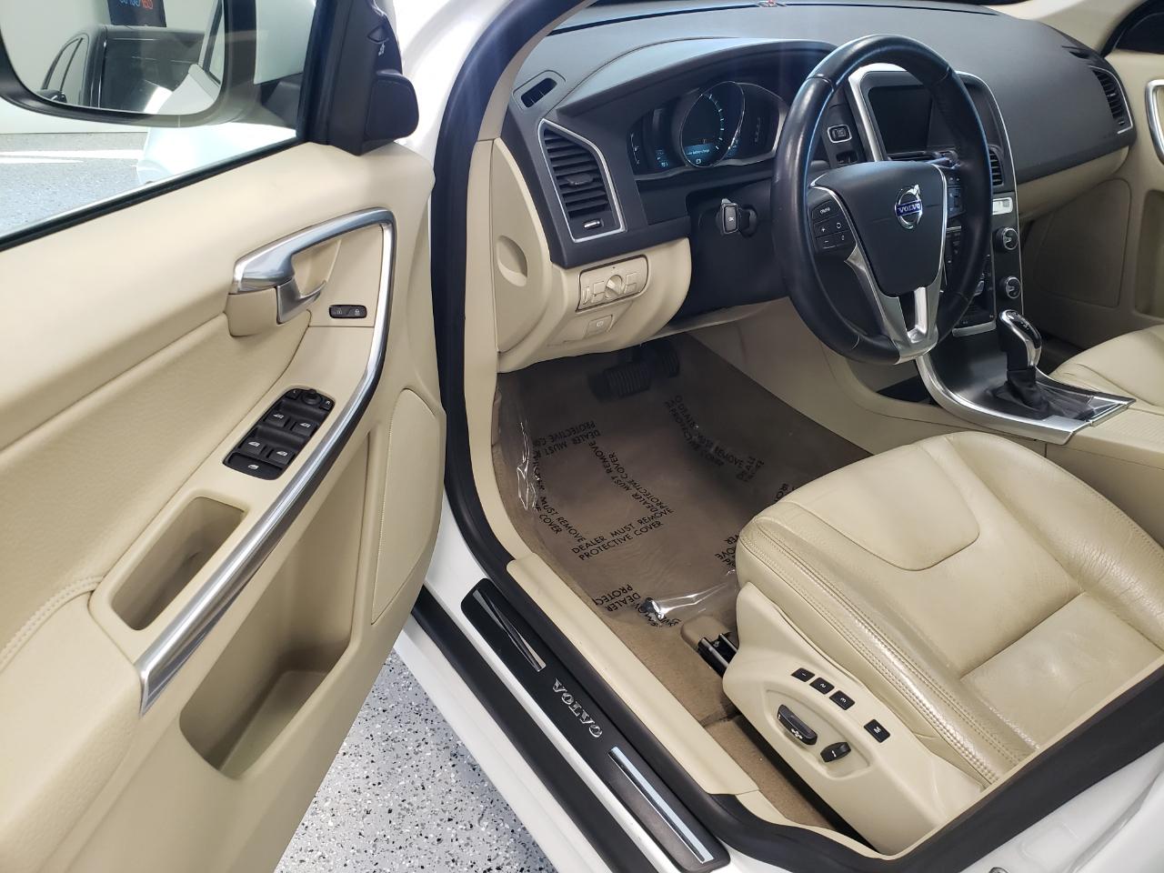 Volvo XC60 4dr 3.2L Premier Plus 2014