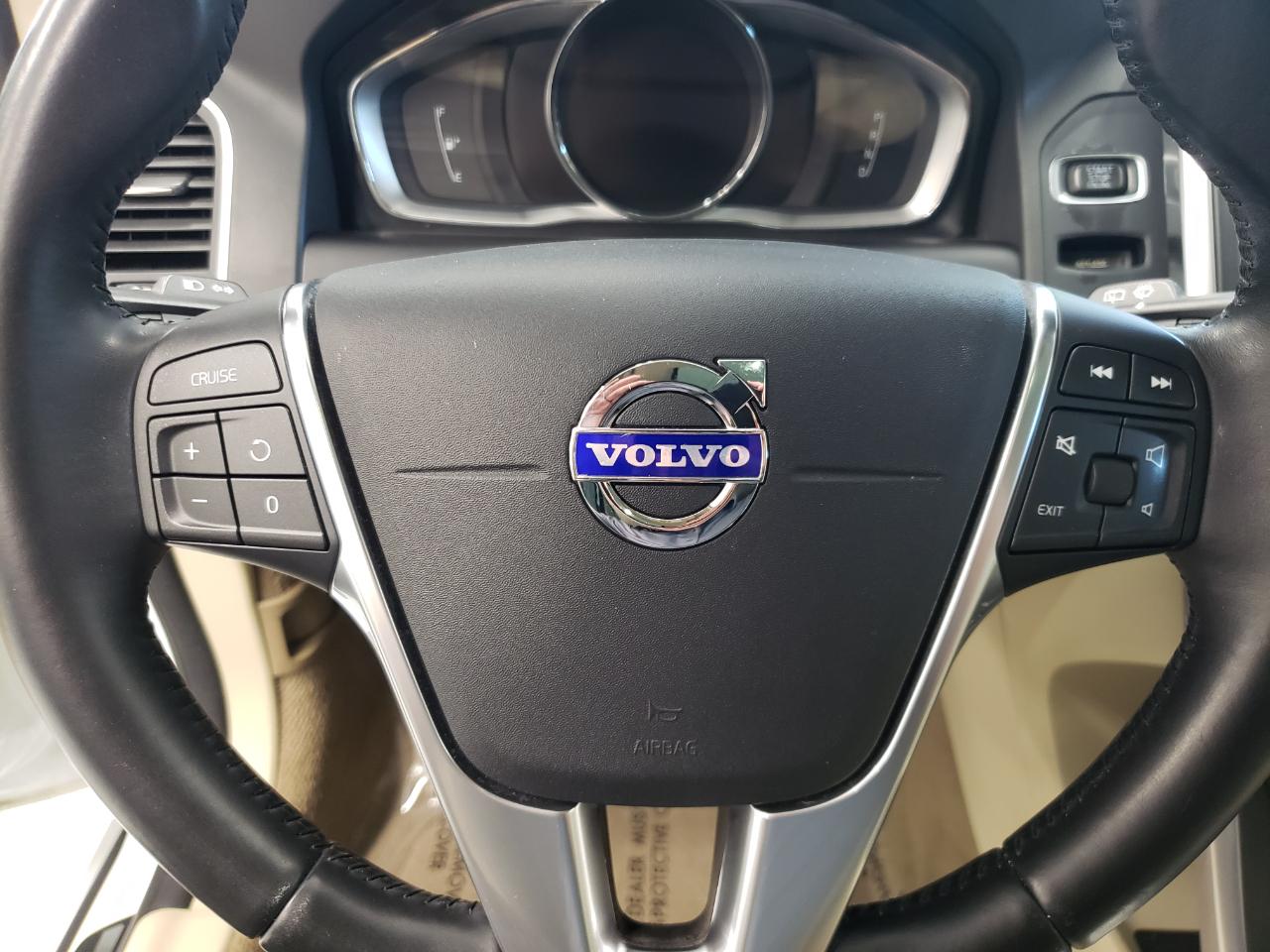 Volvo XC60 4dr 3.2L Premier Plus 2014