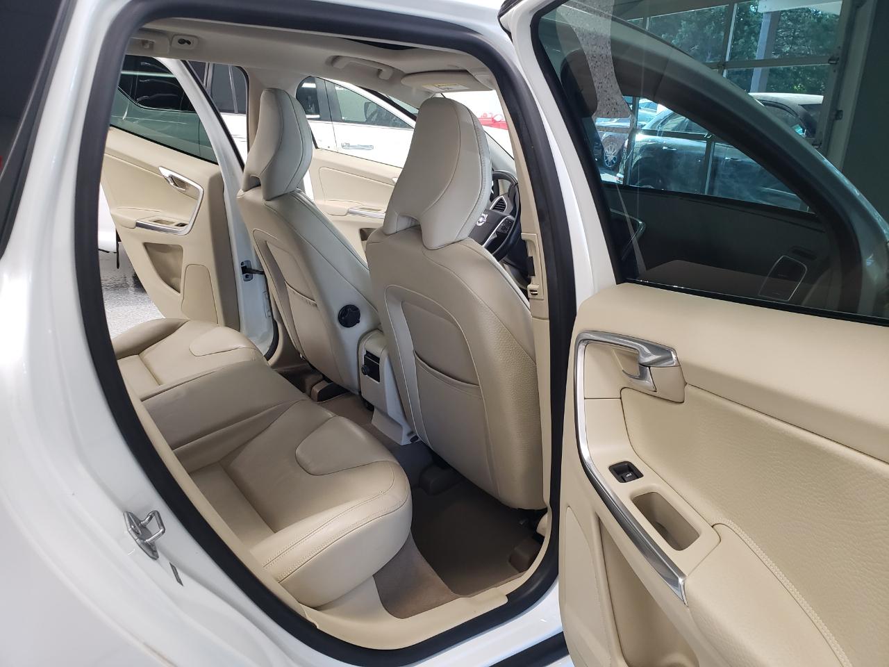 Volvo XC60 4dr 3.2L Premier Plus 2014