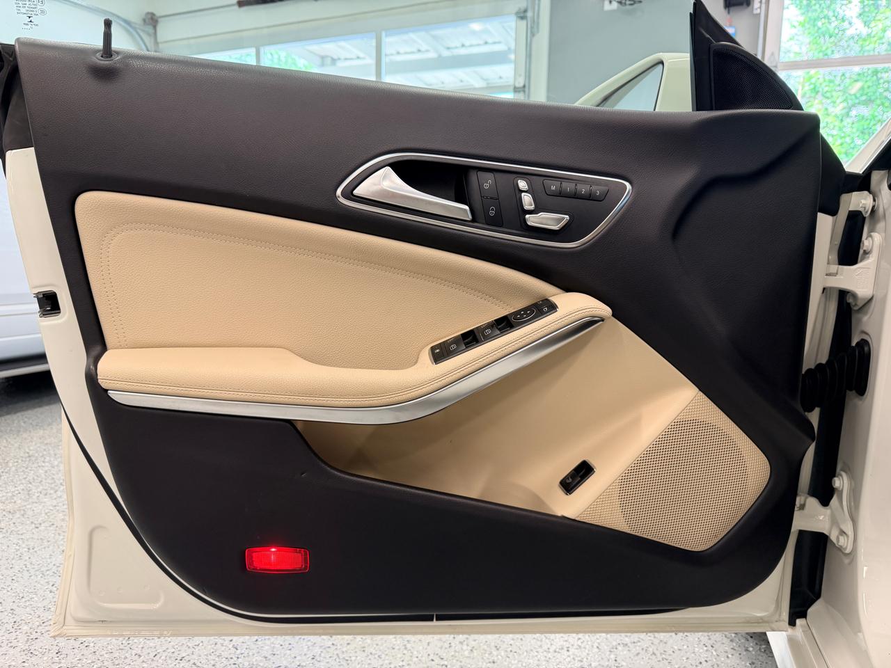 Mercedes-Benz CLA  2018