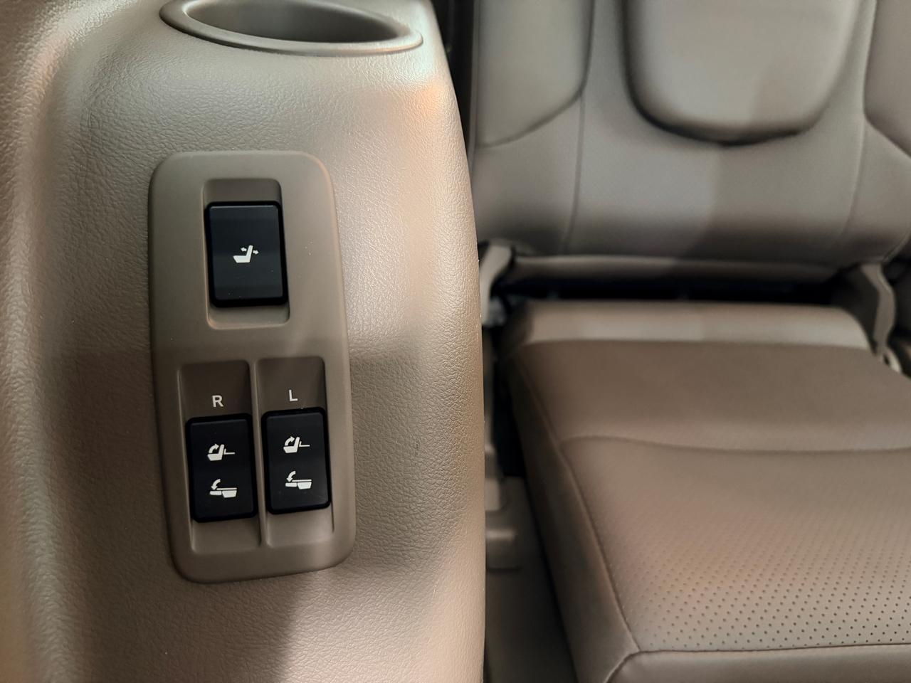 Lexus GX 460 4WD 4dr Luxury 2015
