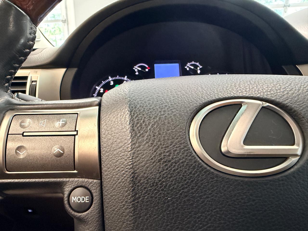 Lexus GX 460 4WD 4dr Luxury 2015