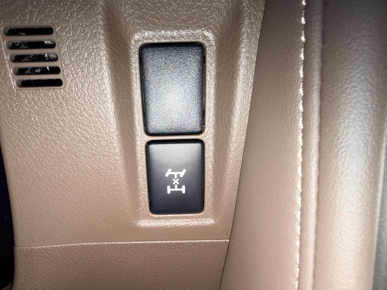 Lexus GX 460 4WD 4dr Luxury 2015