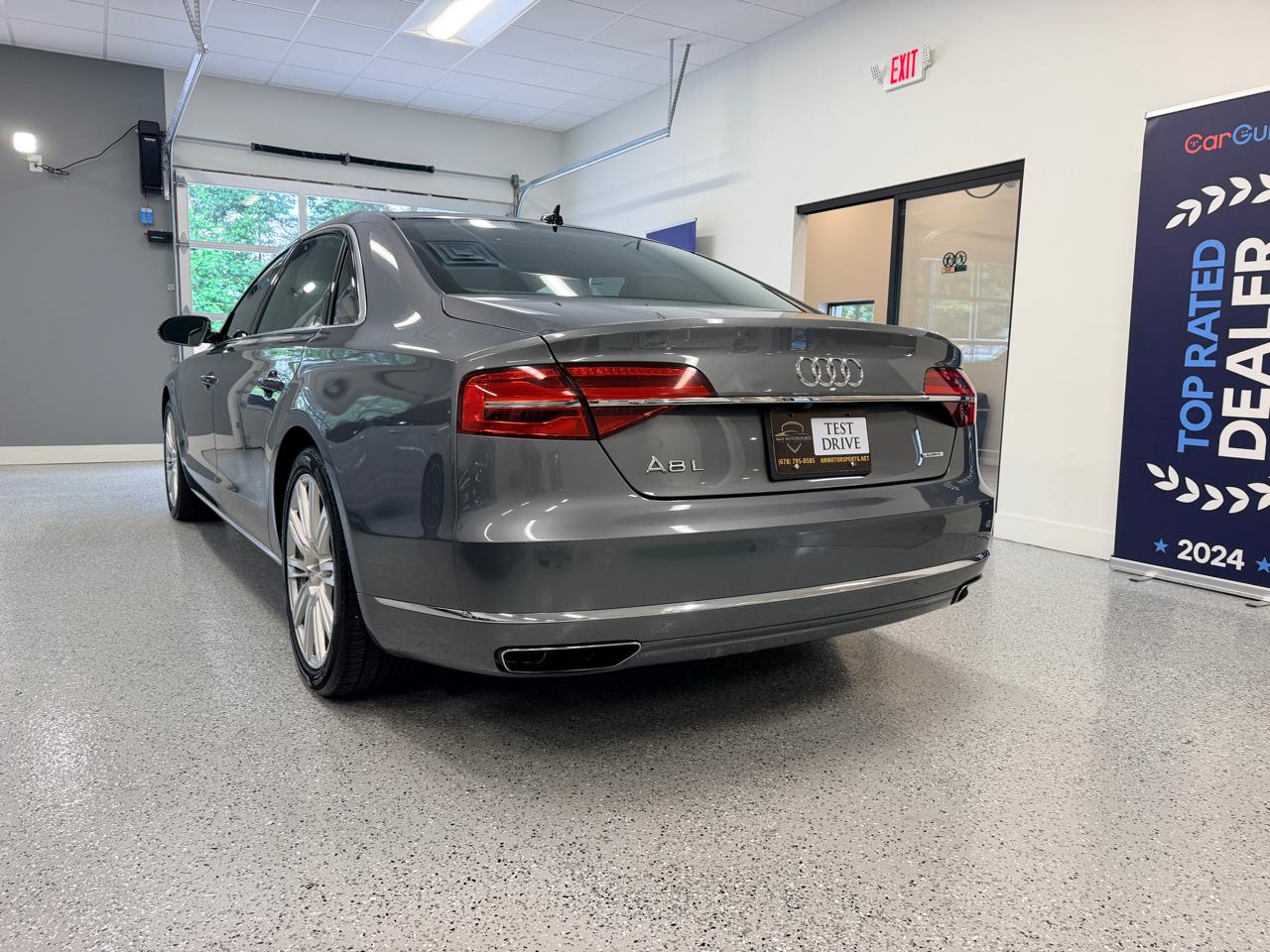 Audi A8 L  2016