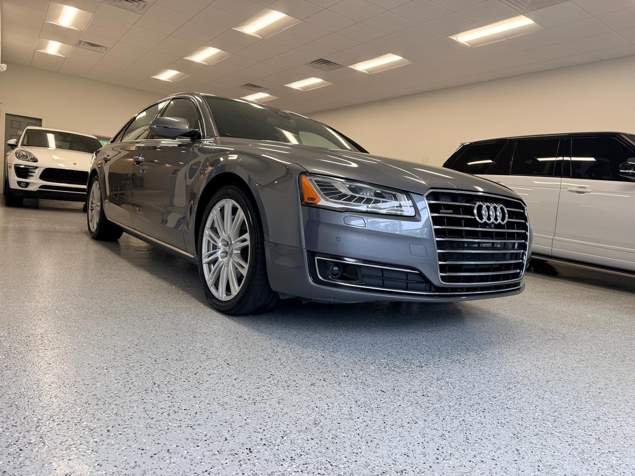 Audi A8 L  2016