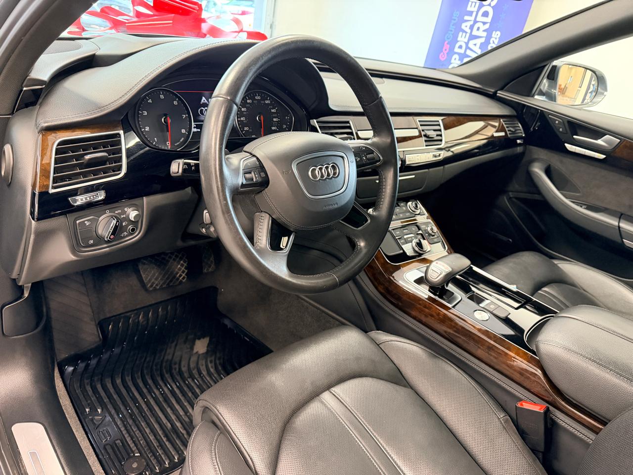 Audi A8 L  2016