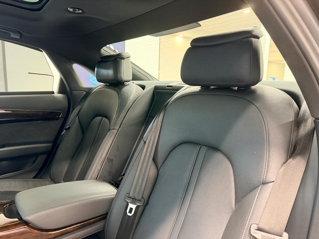 Audi A8 L  2016
