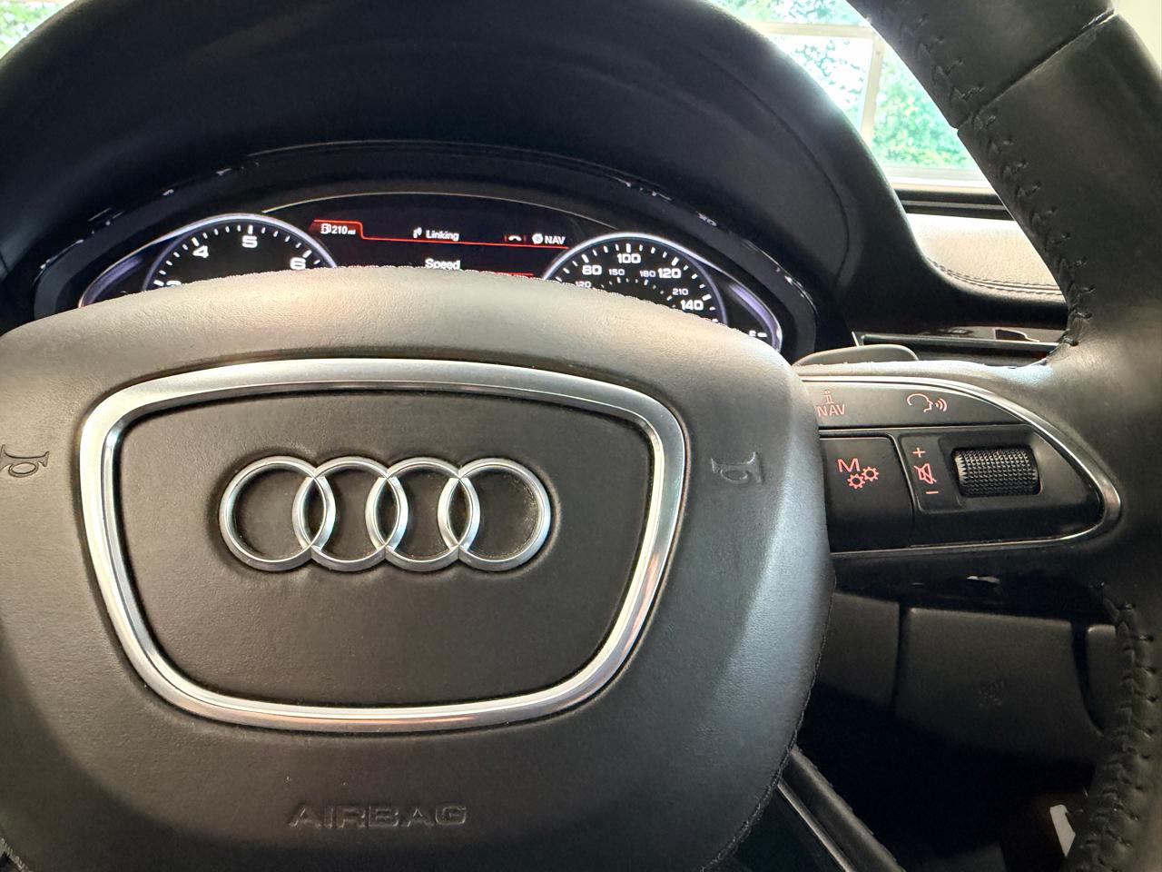 Audi A8 L  2016