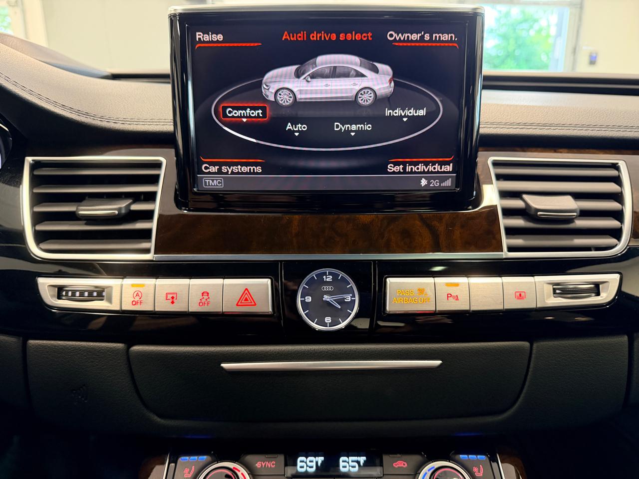 Audi A8 L  2016