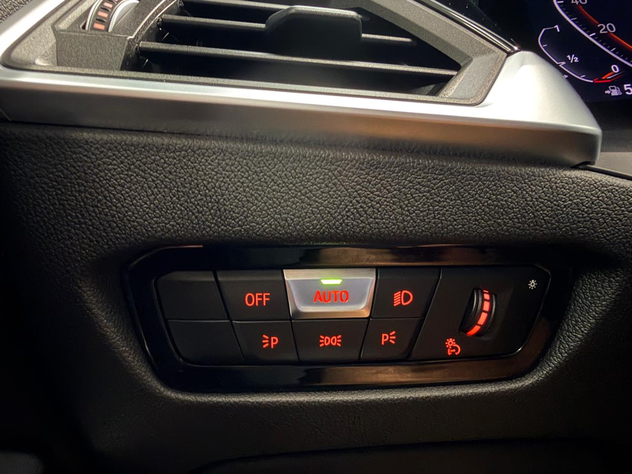 BMW 3 Series  2019