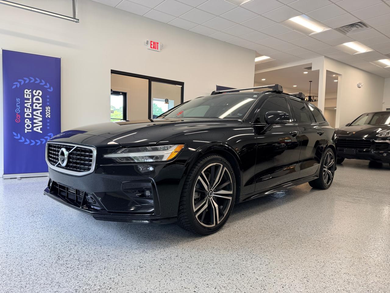Volvo V60 T5 FWD R-Design 2020