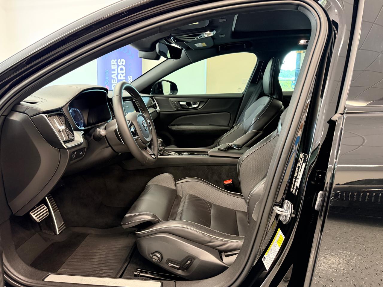 Volvo V60 T5 FWD R-Design 2020