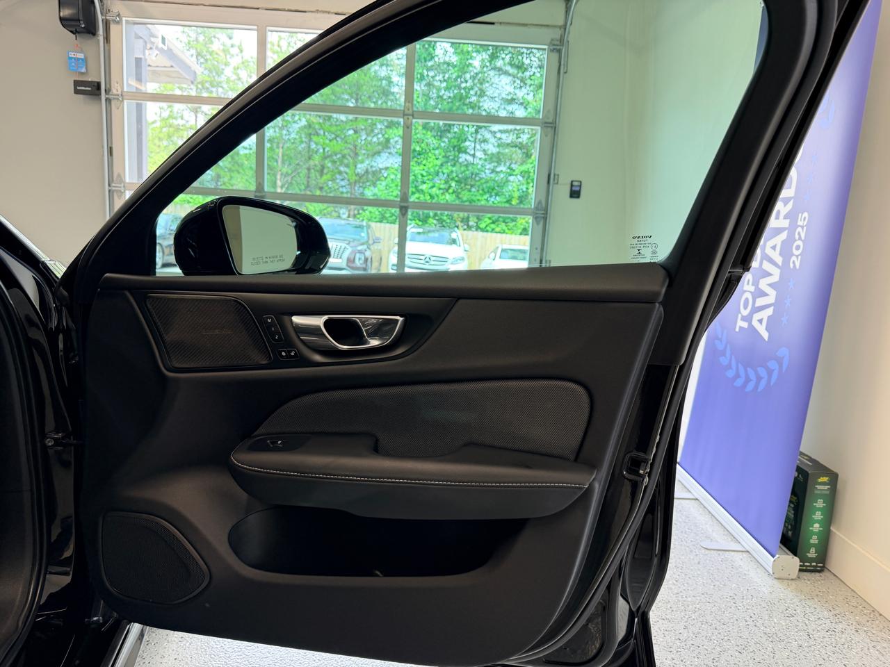 Volvo V60 T5 FWD R-Design 2020