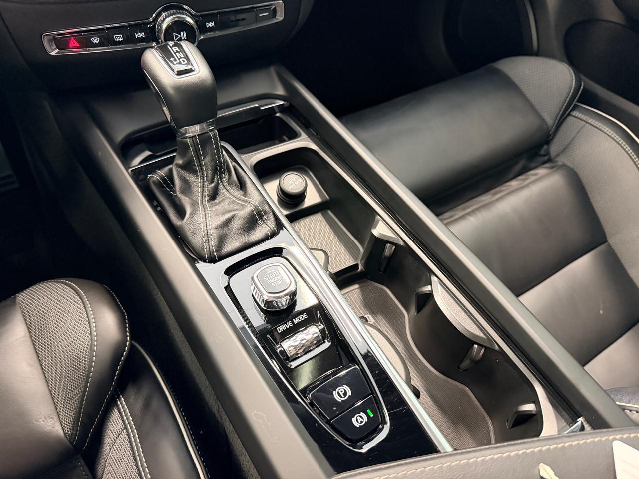Volvo V60 T5 FWD R-Design 2020