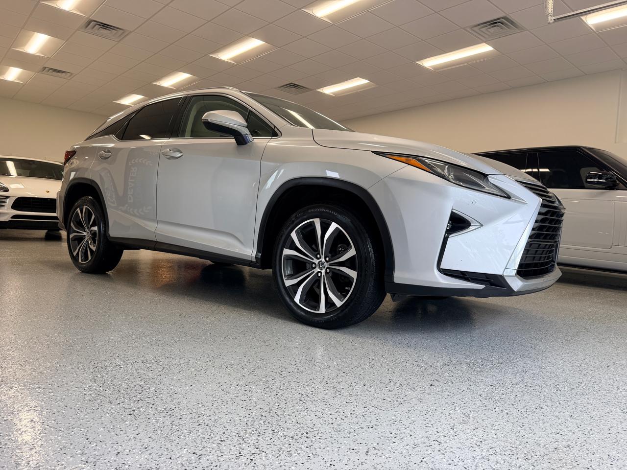 Lexus RX  2019