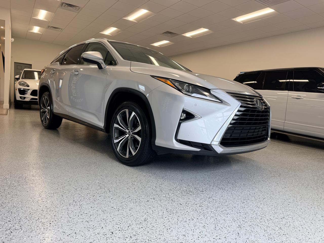 Lexus RX  2019