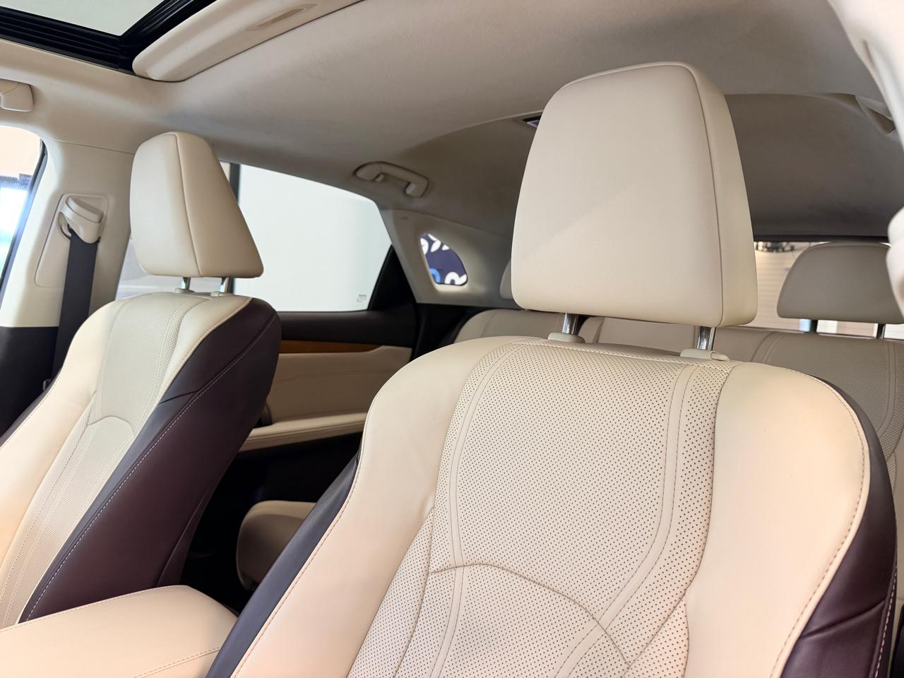 Lexus RX  2019