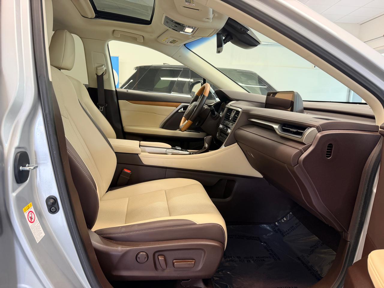 Lexus RX  2019