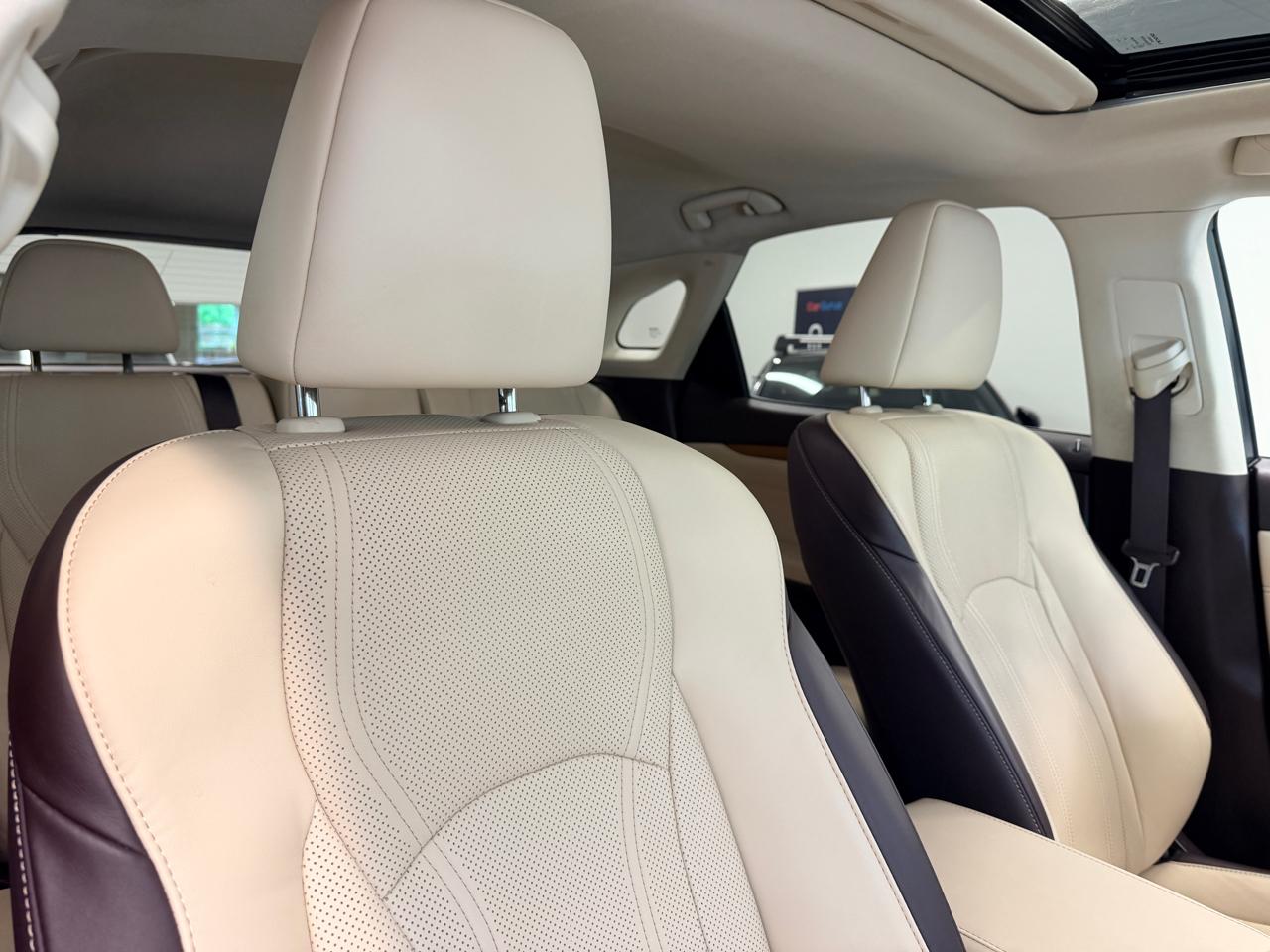 Lexus RX  2019