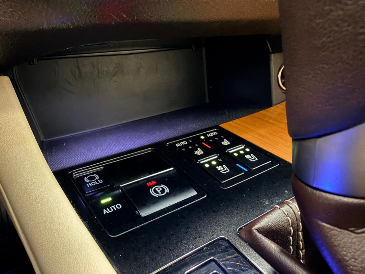 Lexus RX  2019