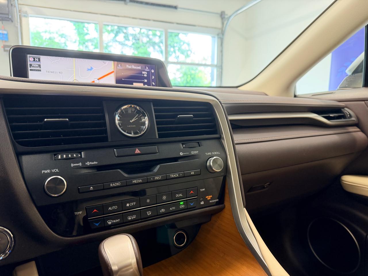 Lexus RX  2019