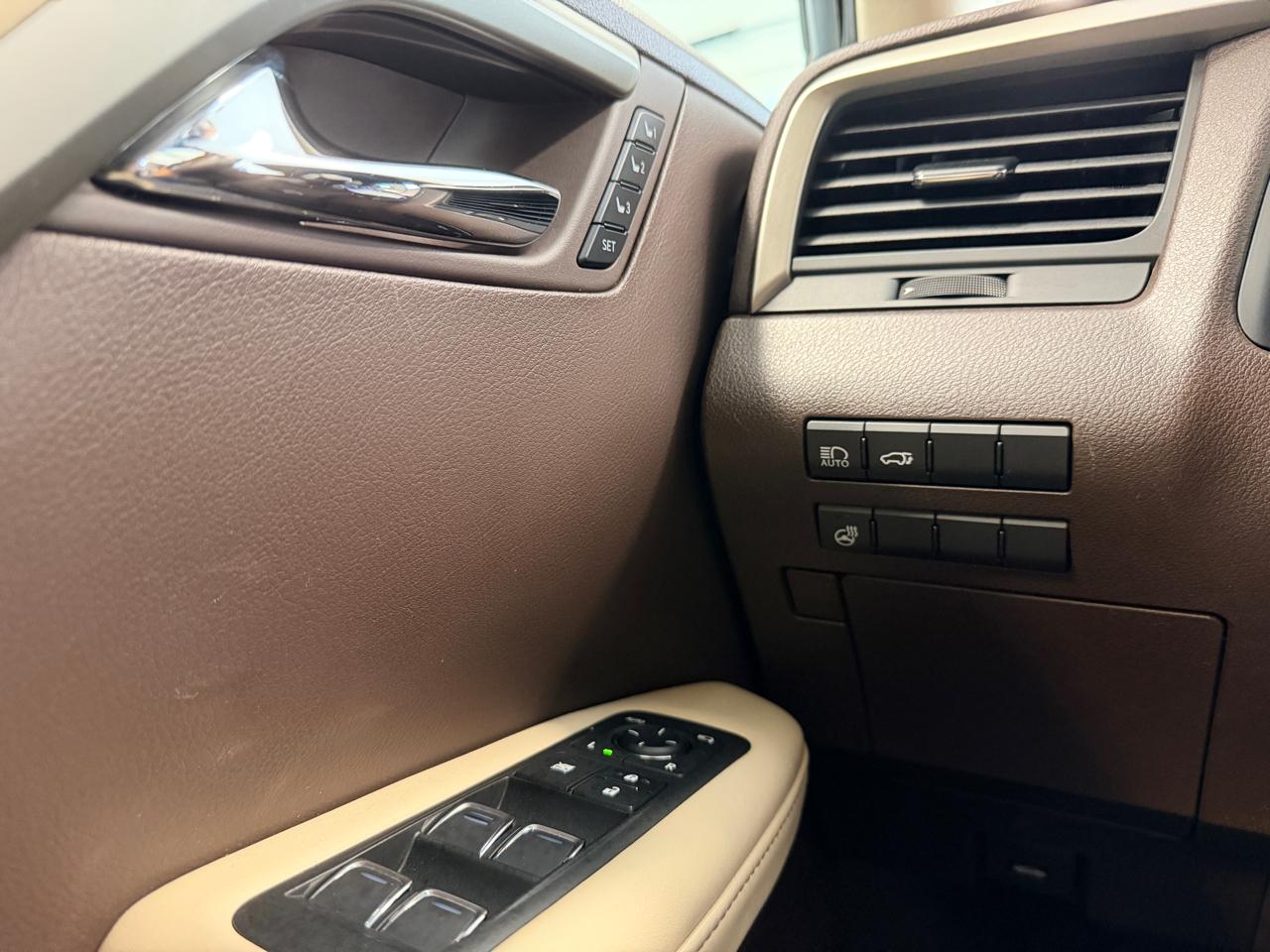 Lexus RX  2019