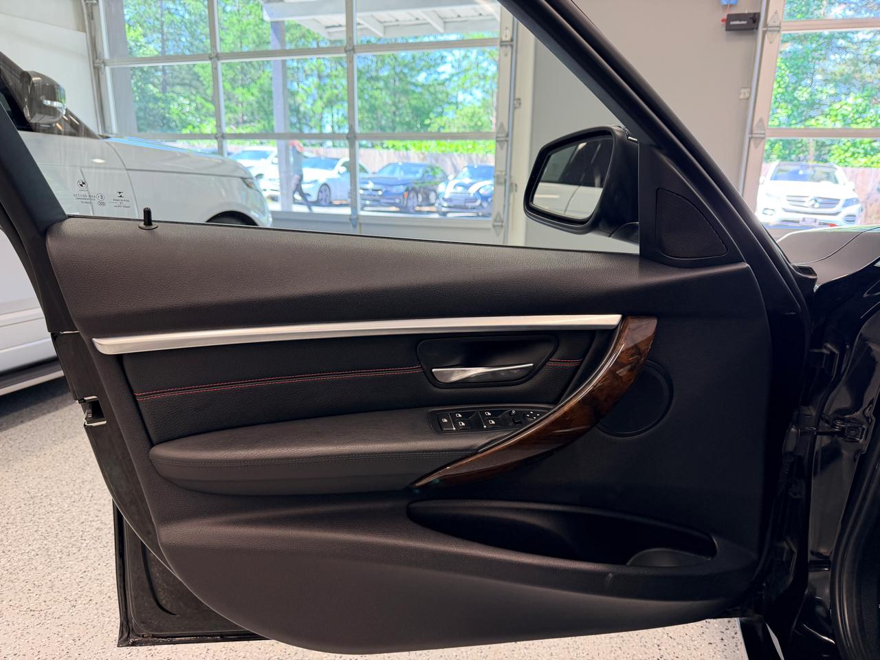 BMW 3 Series  2016