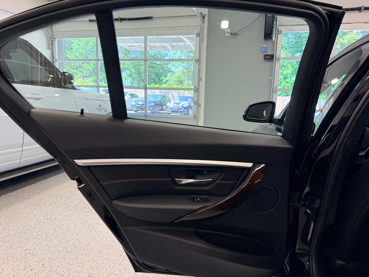 BMW 3 Series  2016