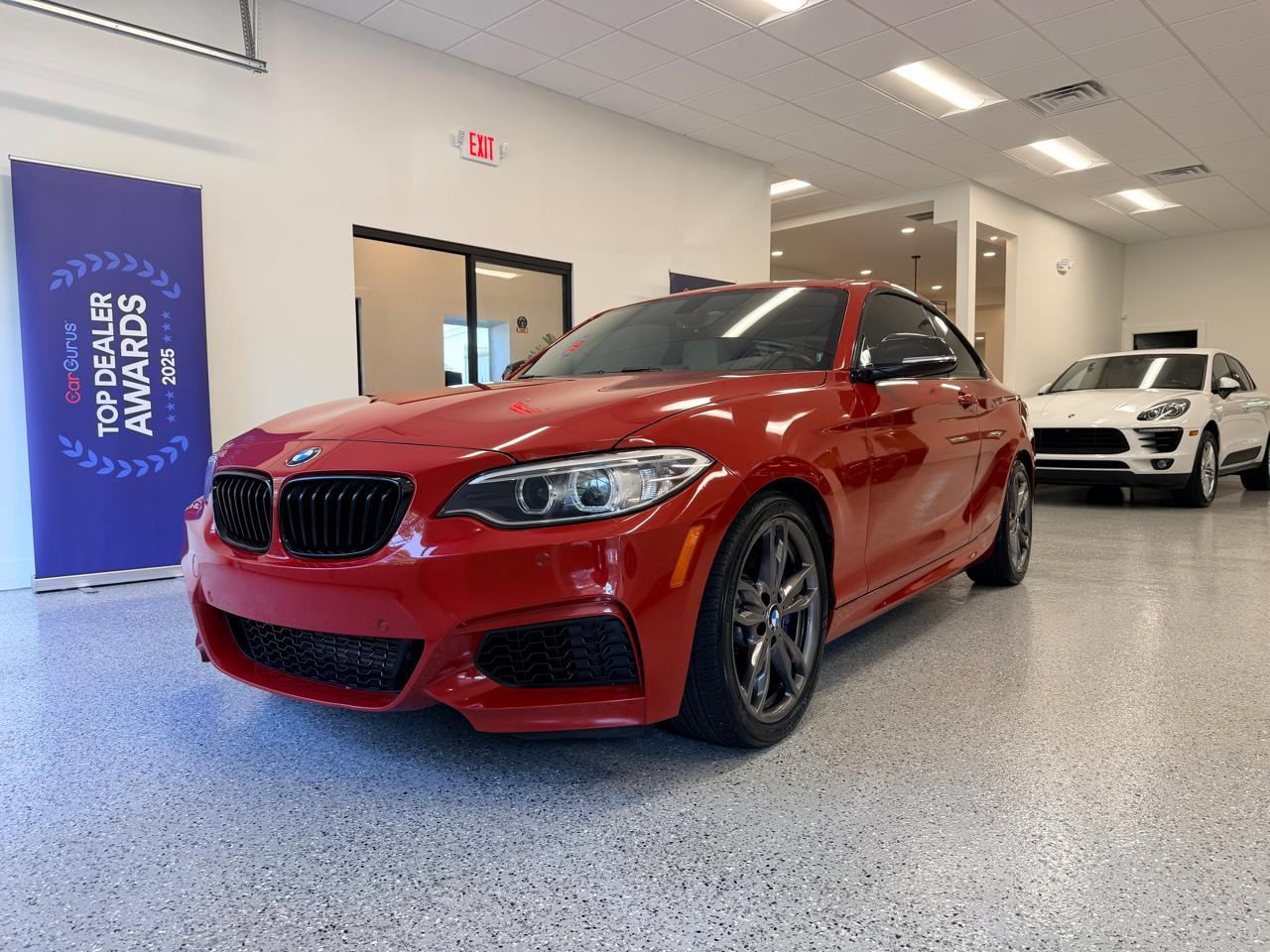 BMW 2 Series 2dr Cpe M235i xDrive AWD 2015
